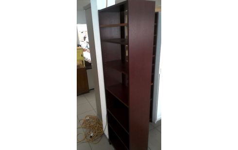 BOEKENKAST IKEA BILLY