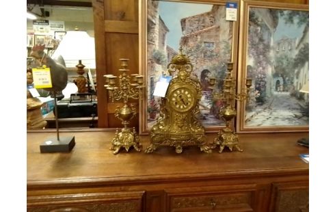 GARNITURE DE CHEMINEE HORLOGE + CHANDELIERS