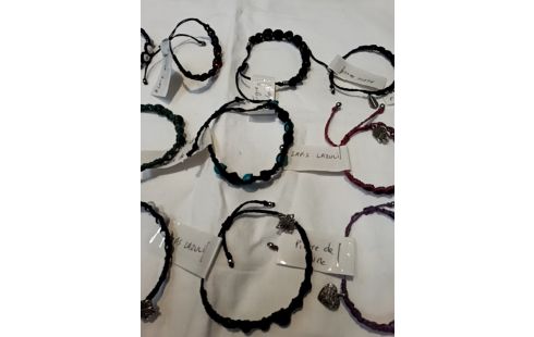 BRACELET PIERRE VÉRITABLE ET MACRAMÉ