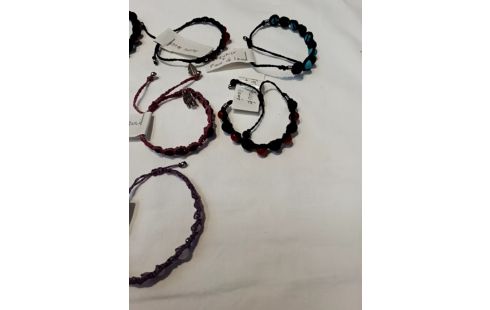 BRACELET PIERRE VÉRITABLE ET MACRAMÉ