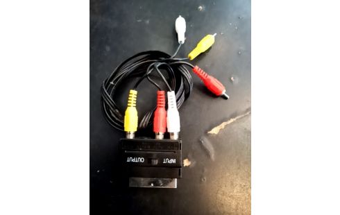 ADAPTATEUR TV PÉRITEL / RCA