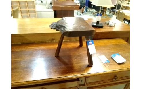 TABOURET DE FERME