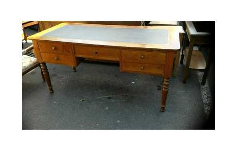 BUREAU MINISTRE DESSUS CUIR