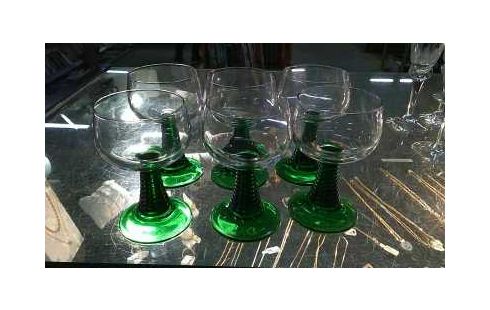 VERRES  A VIN DU JURA