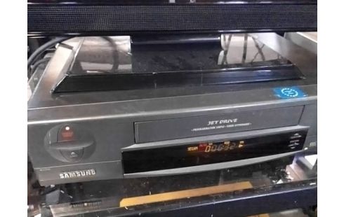 MAGNETOSCOPE SAMSUNG SV 20FK (SANS TELECOMMANDE) TEST OKAY)