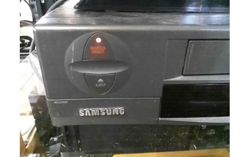 MAGNETOSCOPE SAMSUNG SV 20FK (SANS TELECOMMANDE) TEST OKAY)