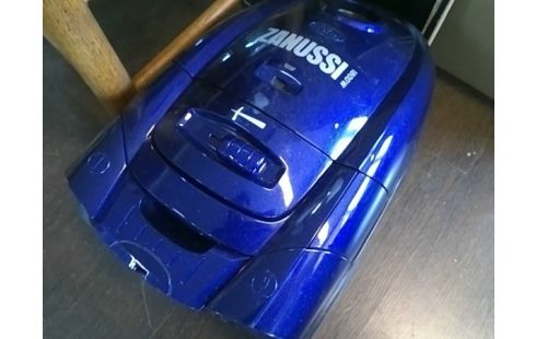 ASPIRATEUR ZANUSSI 1800W