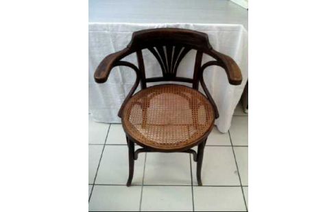 STUHL HOLZ RATTAN MIT ARMLEHNEN