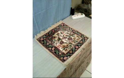 TEPPICH KLEIN FLORAL GEMUSTERT M. VÖGELN