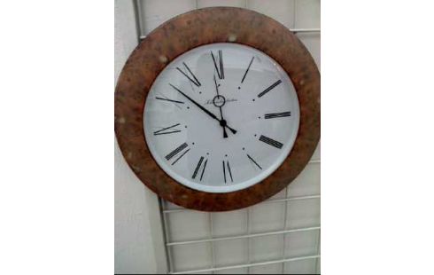 WANDUHR RUND <SCHMECKENBECHER>