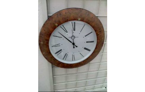 WANDUHR RUND <SCHMECKENBECHER>