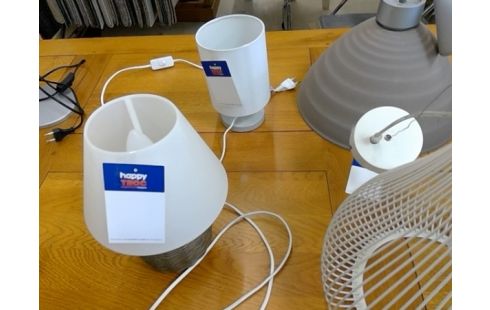 LAMPE DE CHEVET MODERNE