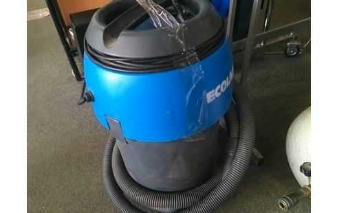 ASPIRATEUR EAU ECOLAB