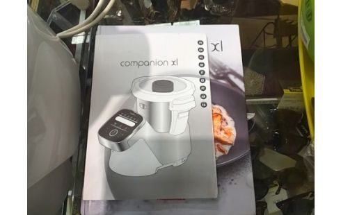 ROBOT MENAGER MOULINEX ACC EN RESERVE