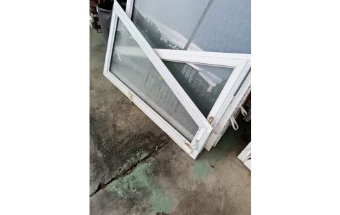 CHASSIS FIXE TRIANGULAIRE PVC VITREE