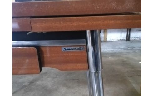 TABLE VINTAGE FORMICA