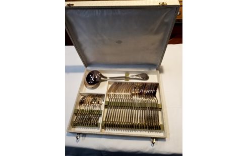 MENAGERE CHRISTOFLE FRANCE 37 PIÈCES