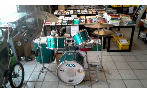 BATTERIE INSTRUMENT PREMIER PREMIER EPOQUE 1960