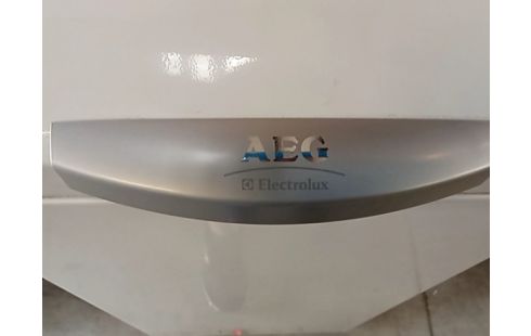 MACHINE A LAVER CHARGEMENT VERTICAL