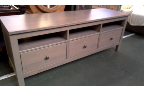 MUEBLE TV HIFI PARDO LACADO 3 CAJONES IKEA