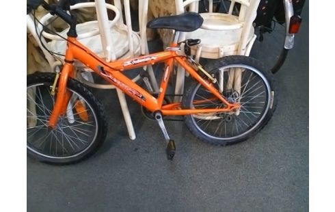 VELO ENFANT SKYJUMPER ORANGE