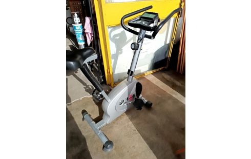 VELO D'APPARTEMENT DAVID DOUILLET