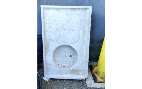 EVIER PIERRE DE CASSIS