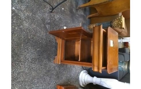 CHEVET 1 PORTE / 1 TIROIR MERISIER