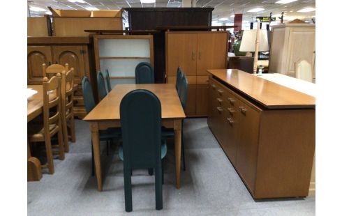 SALLE A MANGER MODERNE COULEUR MERISIER