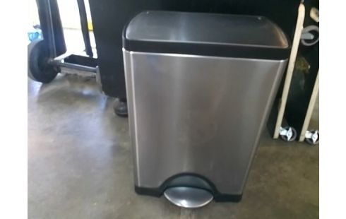 POUBELLE SIMPLEHUMAN