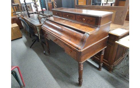 BUREAU LOUIS PHILIPPE A RESTAURER