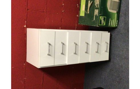 MEUBLE A ROULETTE BLANC 6T