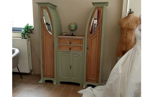 MEUBLE ART NOUVEAU BICOLORE MAGNIFIQUE