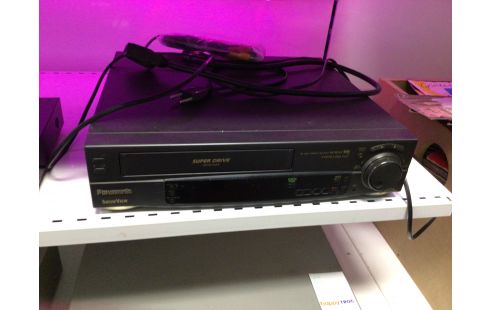 LECTEUR VHS PANASONIC AVEC TLCM