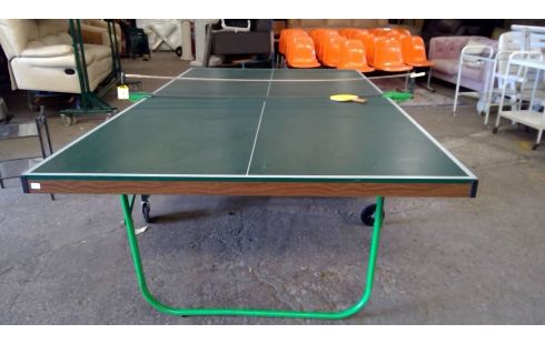 TABLE DE PING PONG