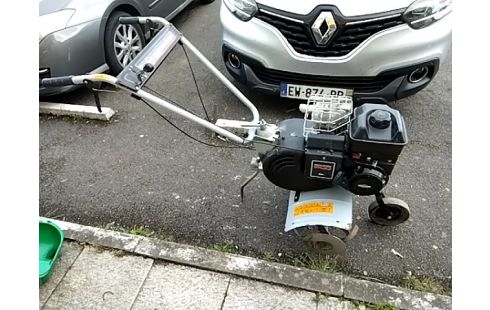 MOTOCULTEUR BRIGGS & STRATON 800 SERIES 205 CC ESSENCE 98 OU 95 UNIQUEMENT TRANSMISSIONS REFAITE ET BOUGIE