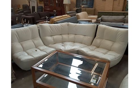 SALON D'ANGLE CHATEAU D'AX CUIR BLANC