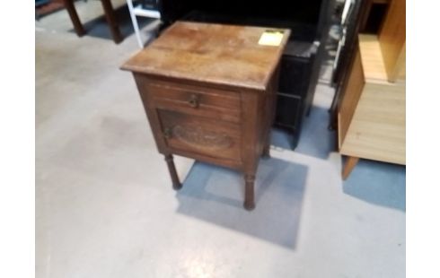 CHEVET 1 TIROIR 1 PORTE BOIS SCULPTÉ