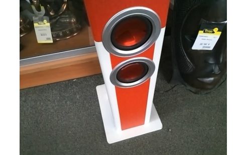 ENCEINTES COLONNE IZYTRONIC