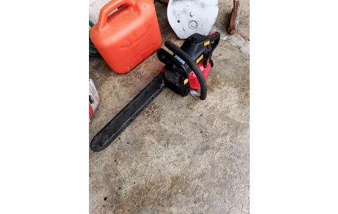 TRONCONNEUSE THERMIQUE STAR TOOLS