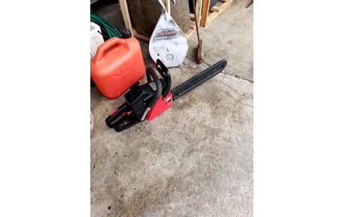 TRONCONNEUSE THERMIQUE STAR TOOLS