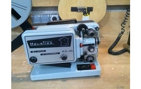 PROJECTEUR SUPER 8 HEURTIER SANS CABLE D'ALIMENTATION