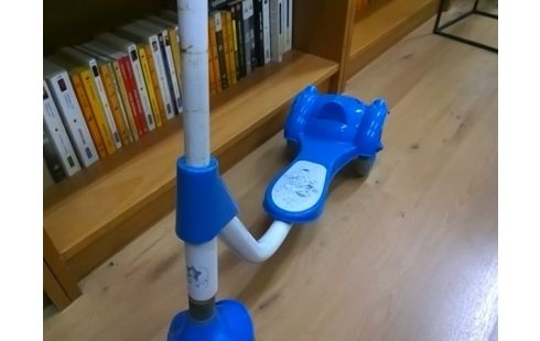 TROTTINETTE ENFANT BLEUE