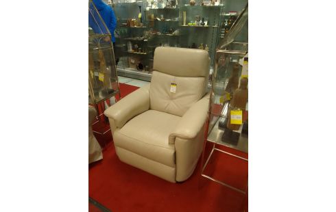 FAUTEUIL CLUB CUIR COULEUR MASTIC