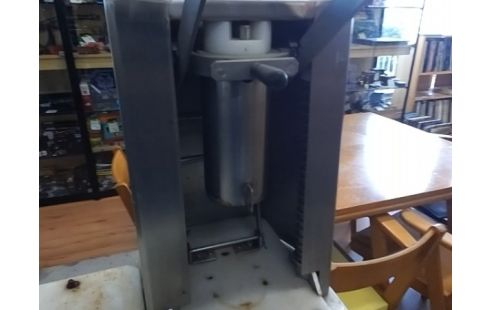 TRANCHEUSE A ANANAS SEMPA