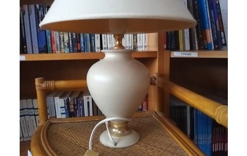 LAMPE BEIGE