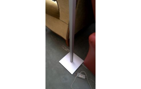 LAMP STAAND ALUMINIUM MASSIVE