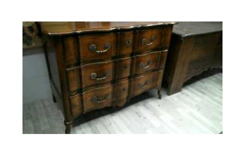 COMMODE ARBALETE  18EME  BEC DE CORBIN
