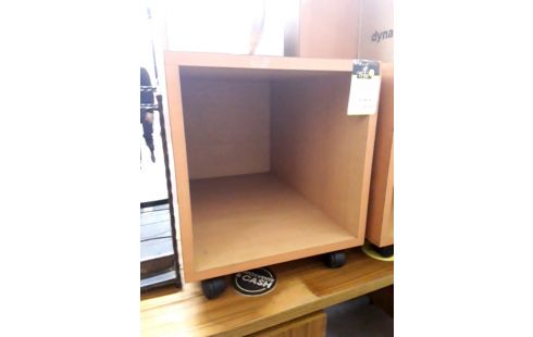 CAISSON ROULANT CUBE .