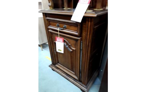 CONFITURIER CHENE MASSIF 1 T/1P .